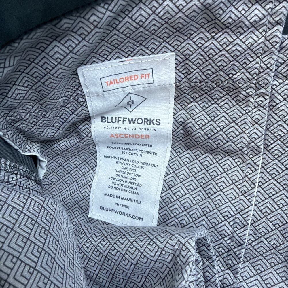 Bluffworks Ascender Chino Pants Mens 36x30 Gray Tailored Fit Travel Made In USA - Picture 8 of 9